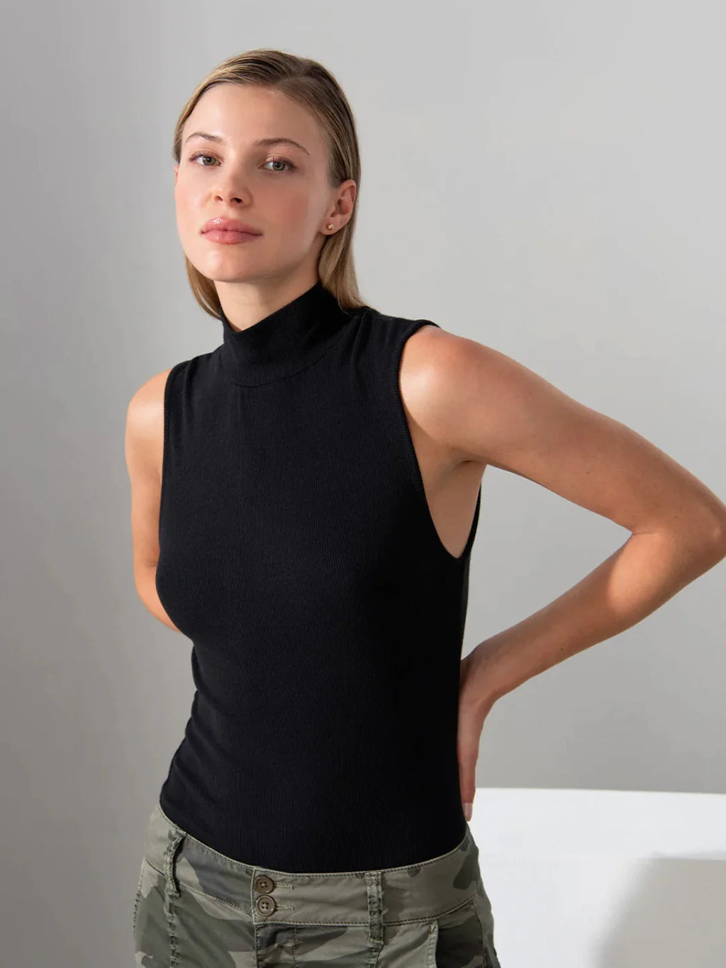 {Sanctuary} Essential Sleeveless Mock Neck Top