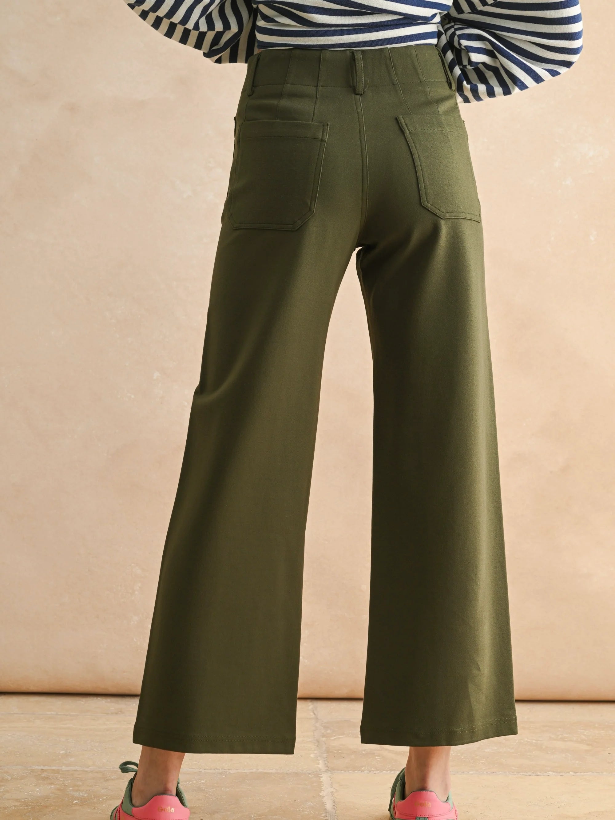 Ponte Fabric Crop Pants