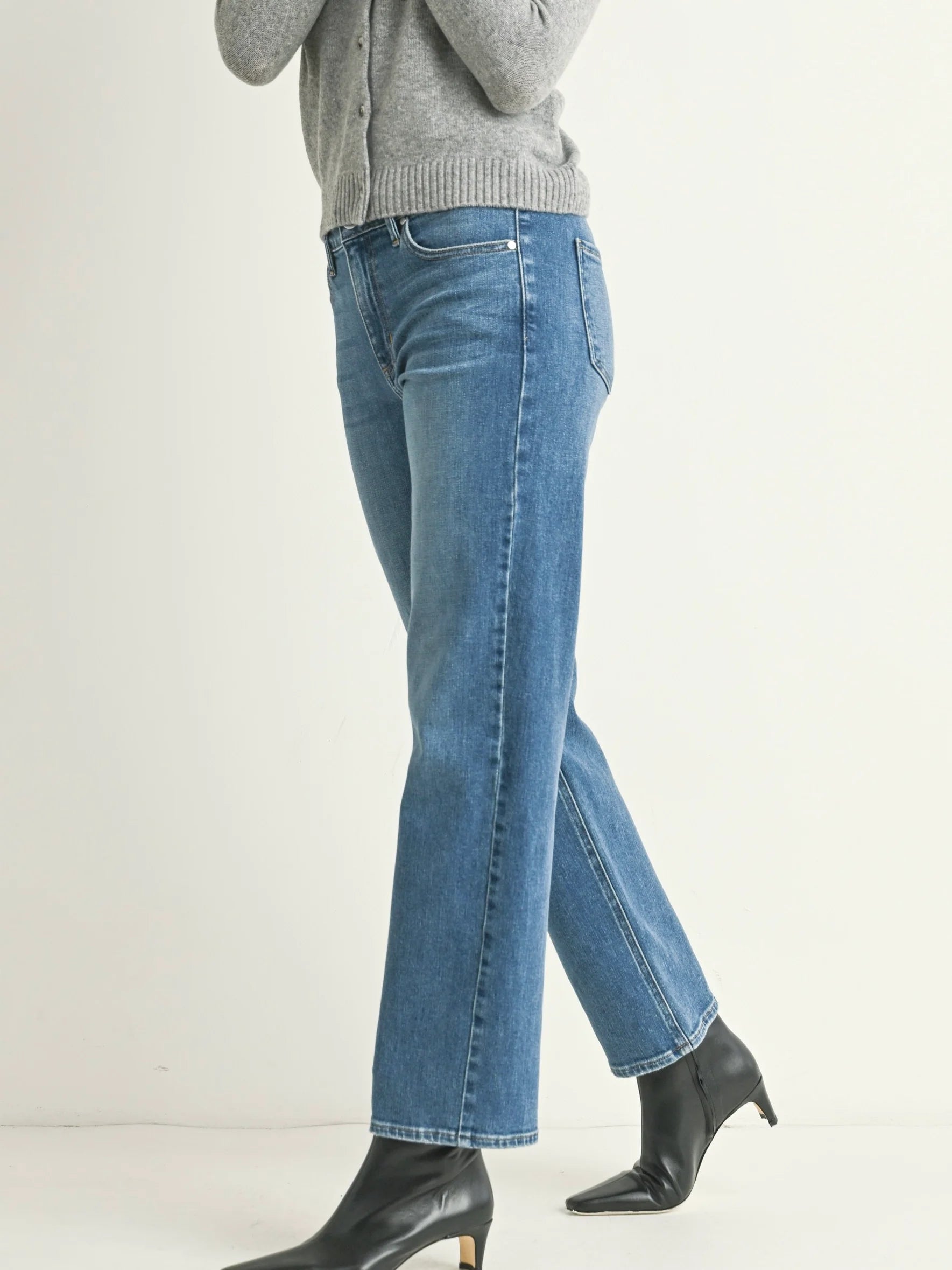 Just Black Denim : Stretchy Straight Jean