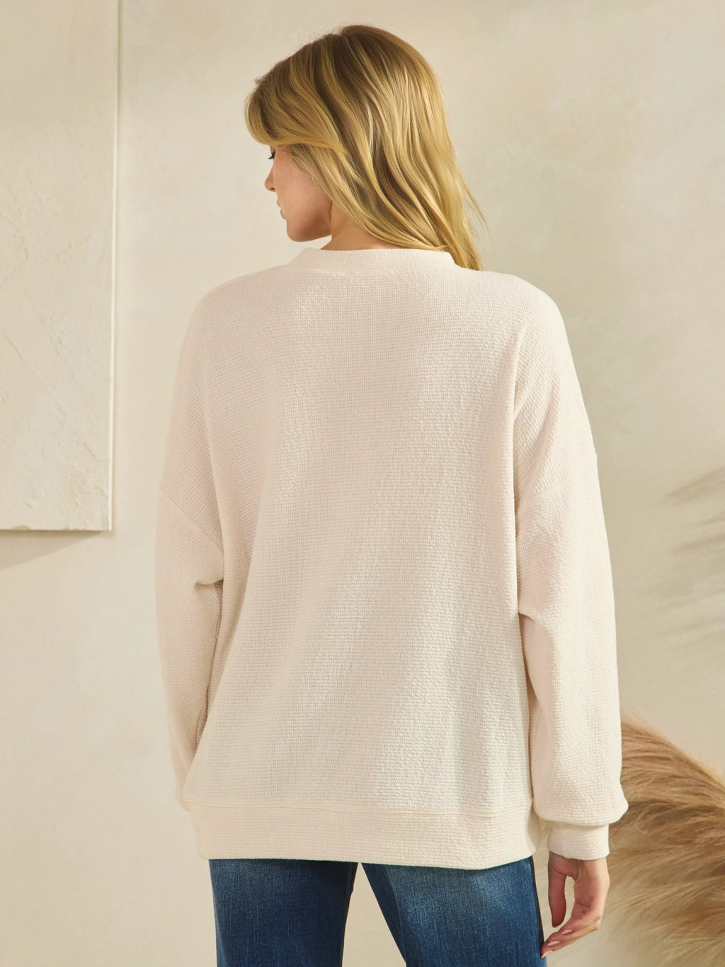 ILLINOIS Graphic Cloudy Knit Top