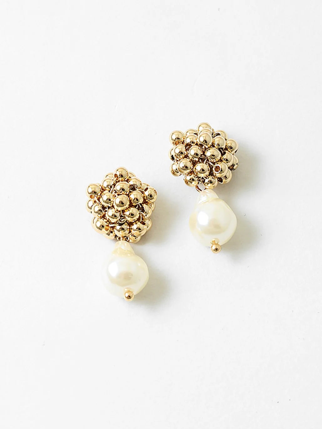 Pearl Cluster Earring