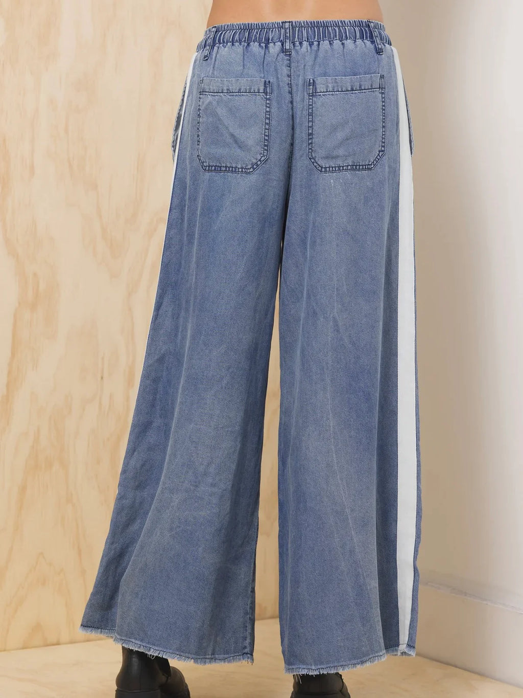 Tencel Wide Leg Pant with Contrast Taping