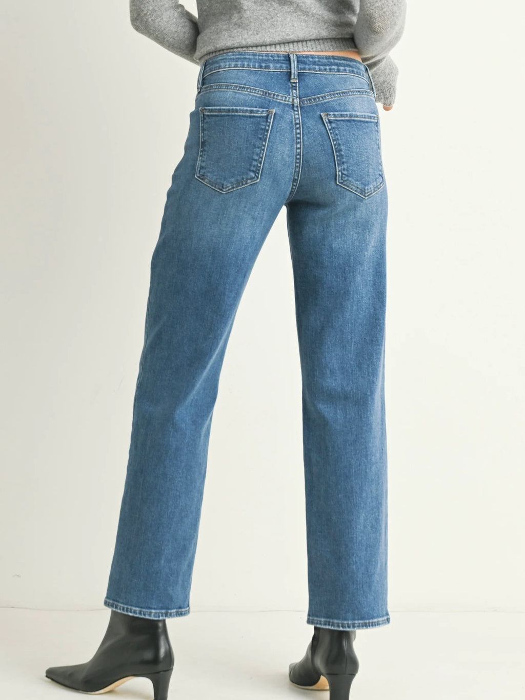 Just Black Denim : Stretchy Straight Jean