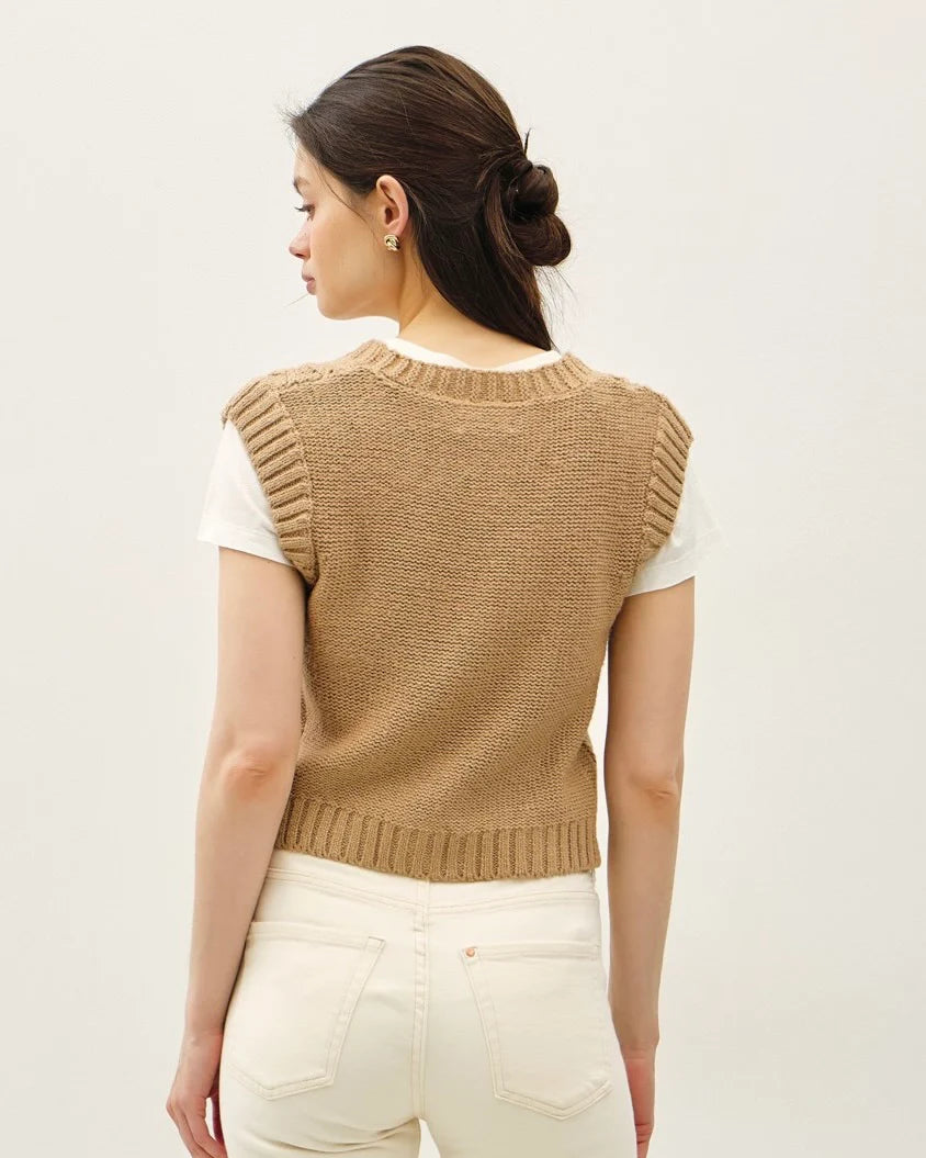 Chunky Cable Sweater Vest