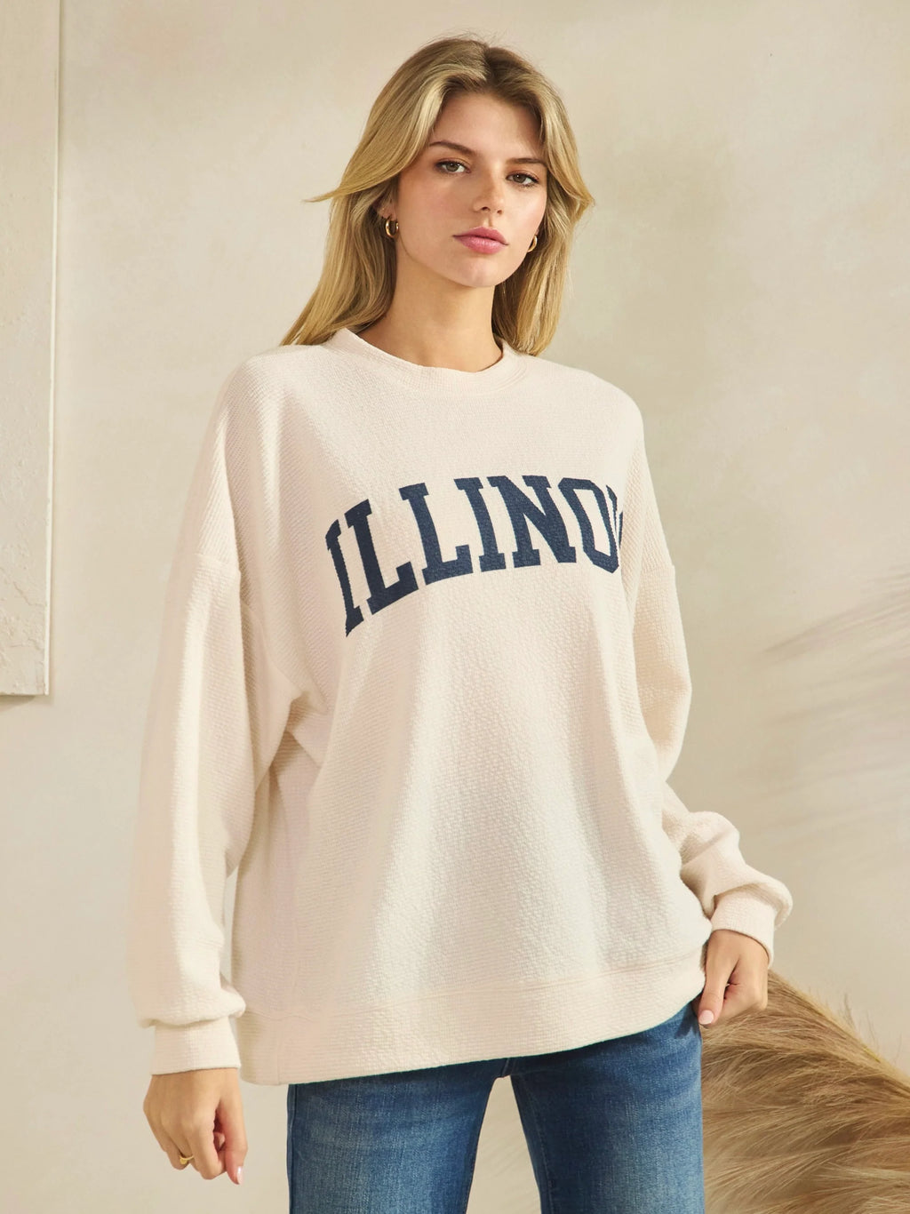 ILLINOIS Graphic Cloudy Knit Top
