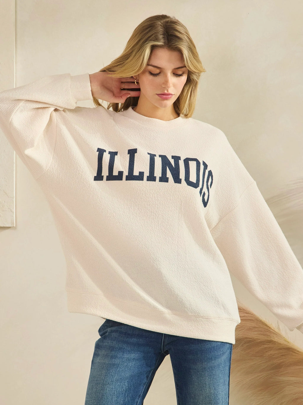 ILLINOIS Graphic Cloudy Knit Top