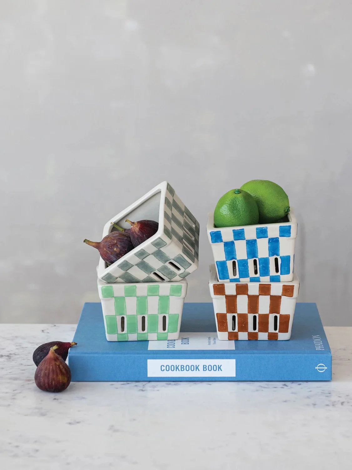 Checked Stoneware Berry Bowl