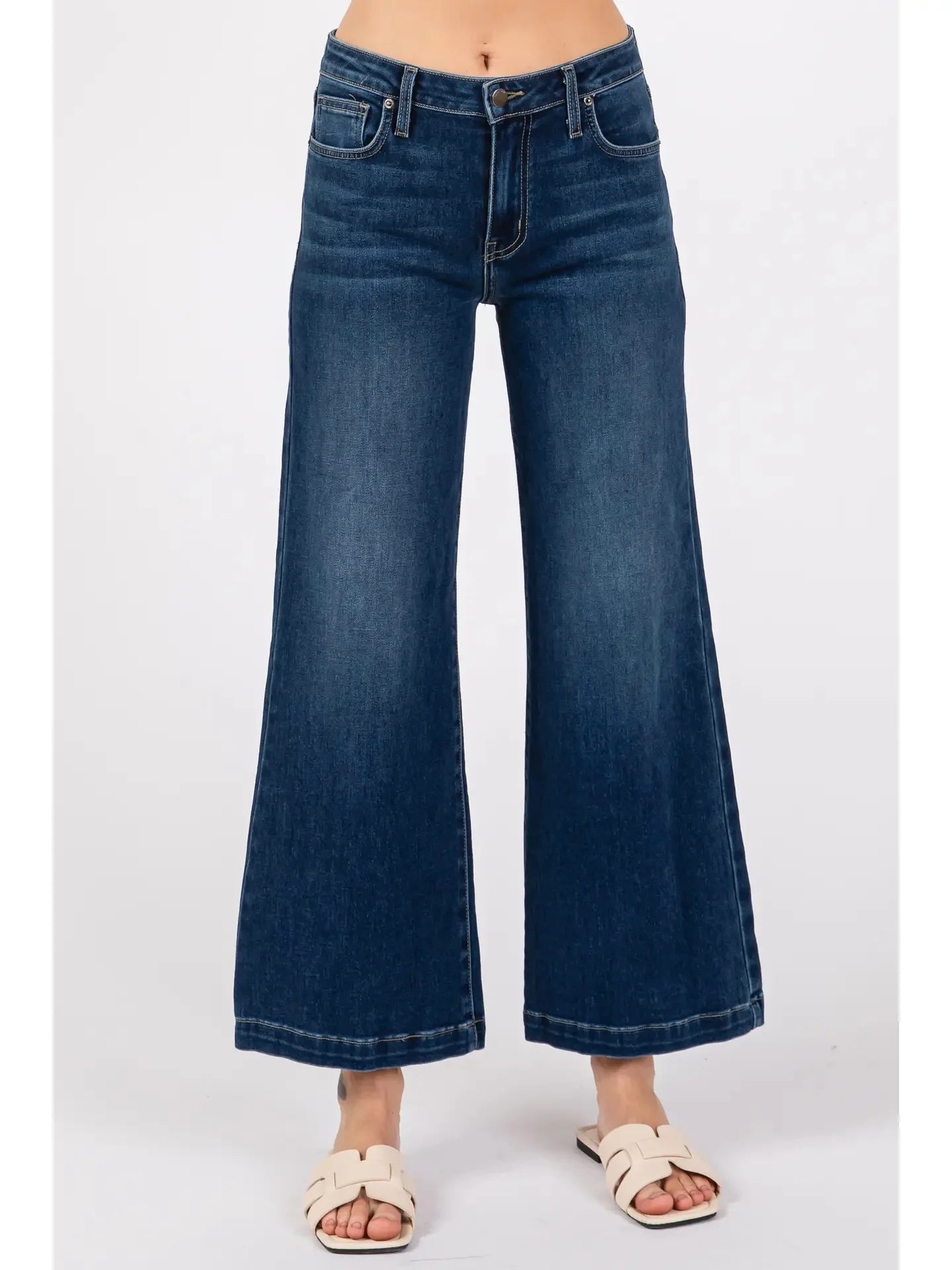 L.T.J : Sofia Wide Leg Culotte Jean