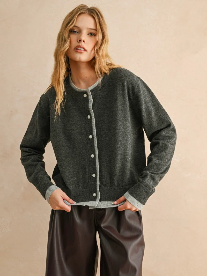 Color Contrast Cardi