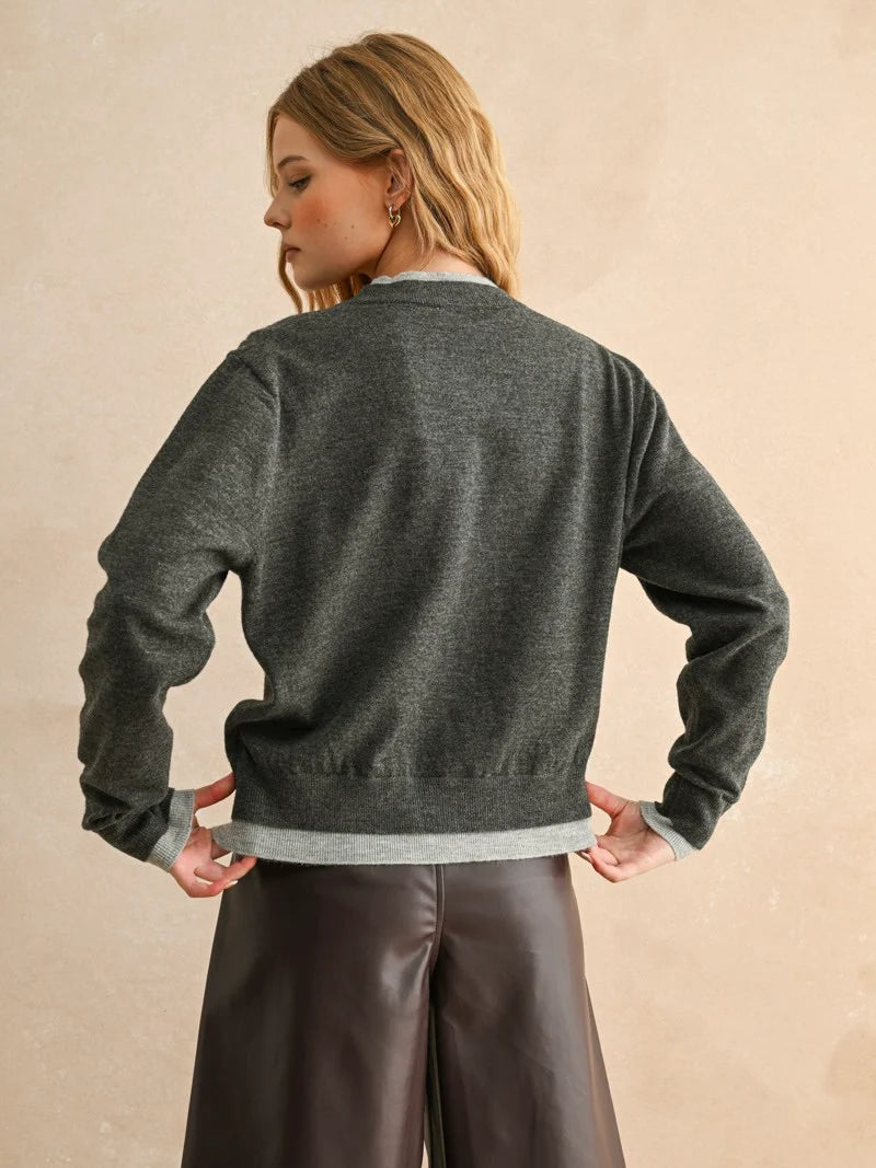 Color Contrast Cardi