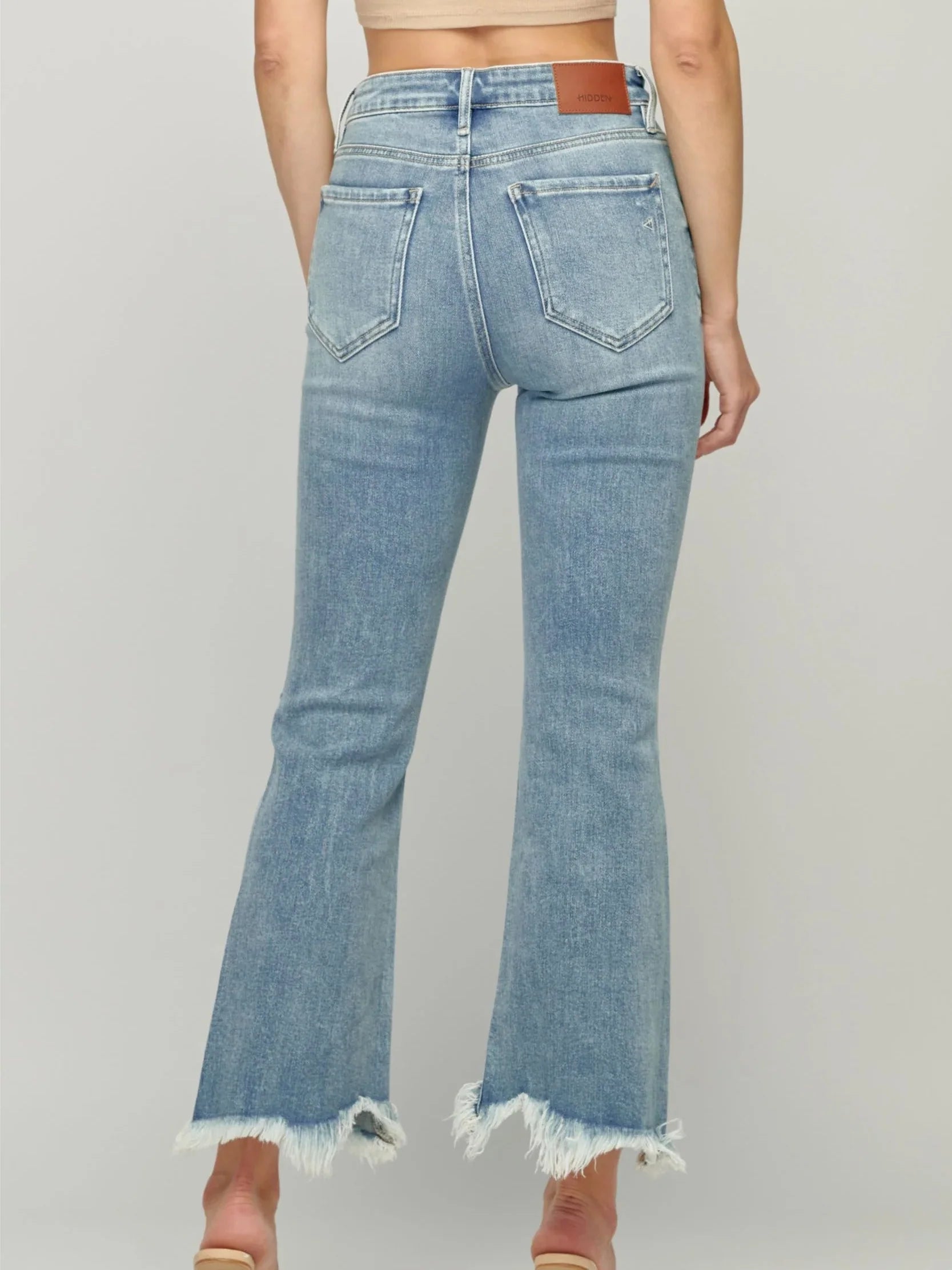 Happi Jeans : High Waist Super Fray Crop Flare